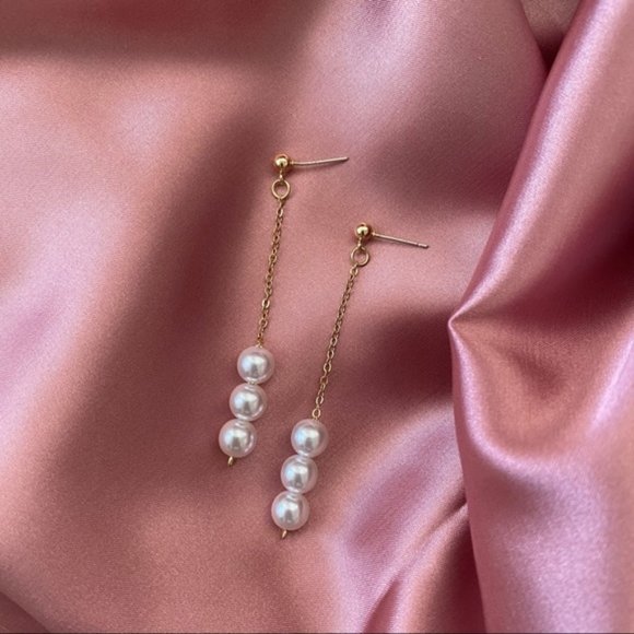 💙Pearl Metal Threader Drop Earrings - Picture 2 of 9